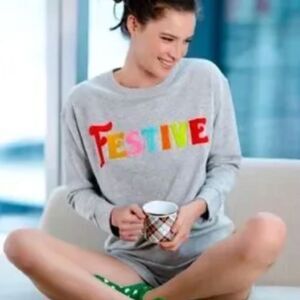 Shiraleah Gray Long Sleeve Colorful Festive Textured Applique Sweatshirt Small